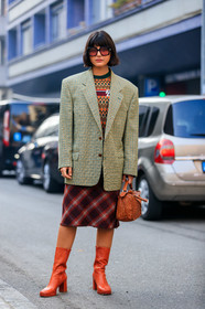 blazer, bordeaux, burgundy, camel bag, camel boots, checked, graphic bag, graphic jacket, graphic skirt, green jacket, high heels, leather bag, leather shoes, loewe, maria bernad, multicolor sweater, plaid, prada, printed bag, printed jacket, printed skirt, printed sweater, red skirt, sunglasses, tartan, MILAN, MFW, fashion week, frenchystyle, FW, jonathan paciullo, street style, AUTUMN WINTER 2019-2020, AW 19-20, FALL WINTER 2019-2020, FW 19-20, vertical, full length