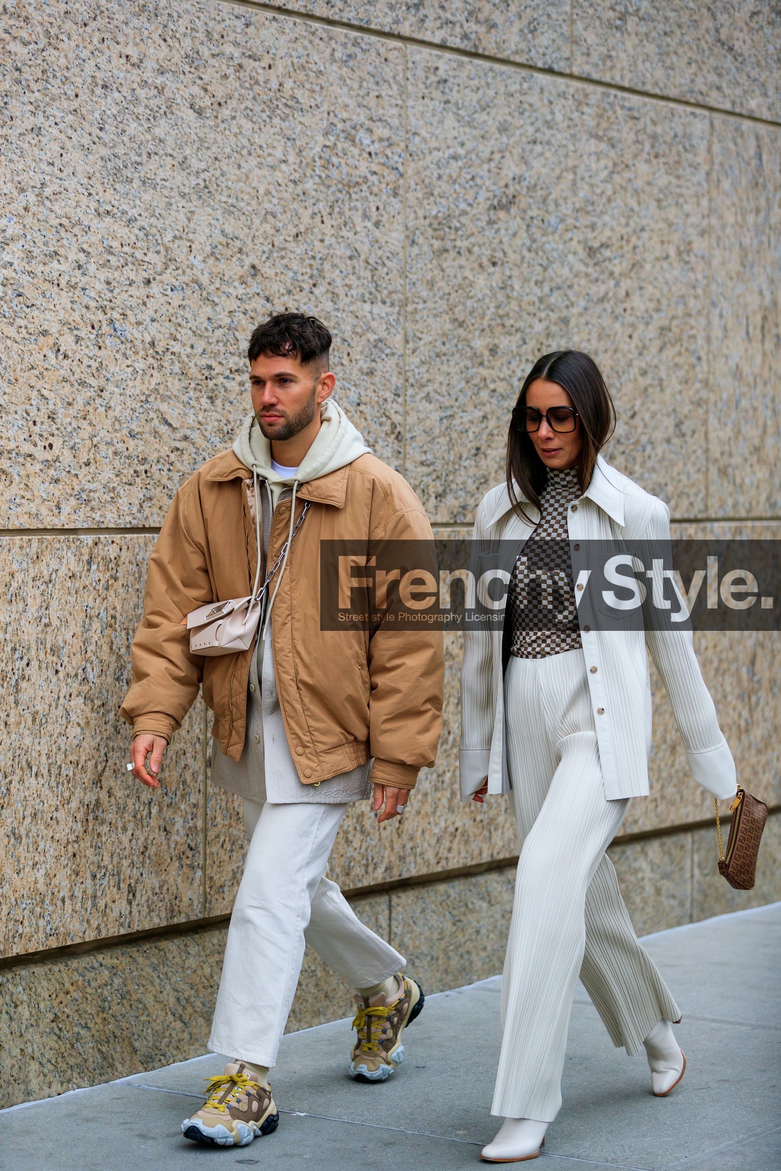 alice & j.s, alice barbier, JS roques, white shirt, white pants, white top, pleated shirt, pleated pants, checked top, turtleneck top, white leather boots, high heels boots, square shape glasses, smoked sunglasses, fendi bag, hand bag, monogrammed bag, brown leather bag, golden chain strap bag, silvered chain strap bag, white leather shirt, beige bombers, light beige hoodie, white jeans, crossbody bag, margiela bag, acne studios shoes, light beige leather bag, light beige shirt, beige sneakers, suede sneakers, fashion week, frenchystyle, FW, jonathan paciullo, street style, NYFW, NEW YORK, AUTUMN WINTER 2020-2021, FALL WINTER 2020-2021, FW 20-21, vertical, full length