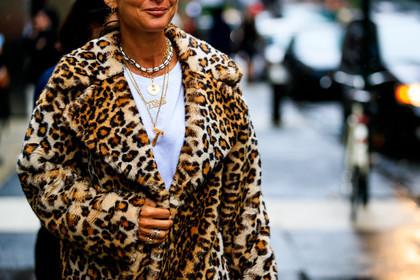 animal print, Fur coat, graphic jacket, leopard, necklace, printed jacket, street style, jonathan paciullo, FW, frenchystyle, fashion week, NYFW, NEW YORK, SPRING SUMMER 2019, SS 19, atmosphere details, horizontal, detail