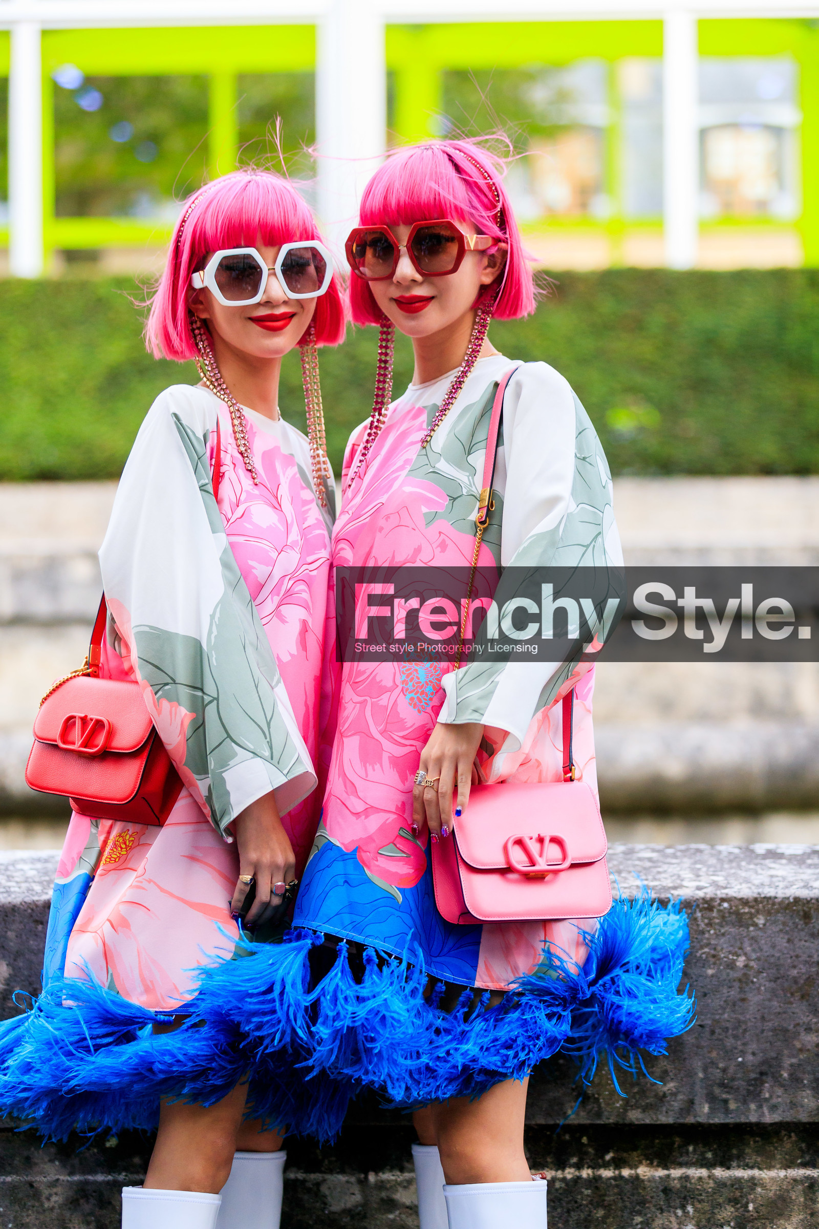 Ami and Aya Suzuki, valentino bag, valentino dress, valentino sunglasses, pink hair, pink dress, pink leather bag, light green dress, blue dress, feather details, feather dress, long sleeves dress, mini dress, floral printed dress, red sunglasses, white sunglasses, geometric shape glasses, big sunglasses, red leather bag, shoulder bag, strassed headband, pink headband, PARIS, PFW, SPRING SUMMER 2020, SS 20, fashion week, frenchystyle, FW, jonathan paciullo, street style, vertical, atmosphere details, detail