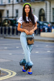 tamara kalinic, louis vuitton bag, monogrammed bag, bucket bag, cartier bracelet, cartier clou ring, black and beige bag, light blue jeans, denim, hair details, neon yellow headband, white t-shirt, checked top, layered top, feather details, colored feather, blue slippers, fashion week, frenchystyle, FW, jonathan paciullo, street style, vertical, full length