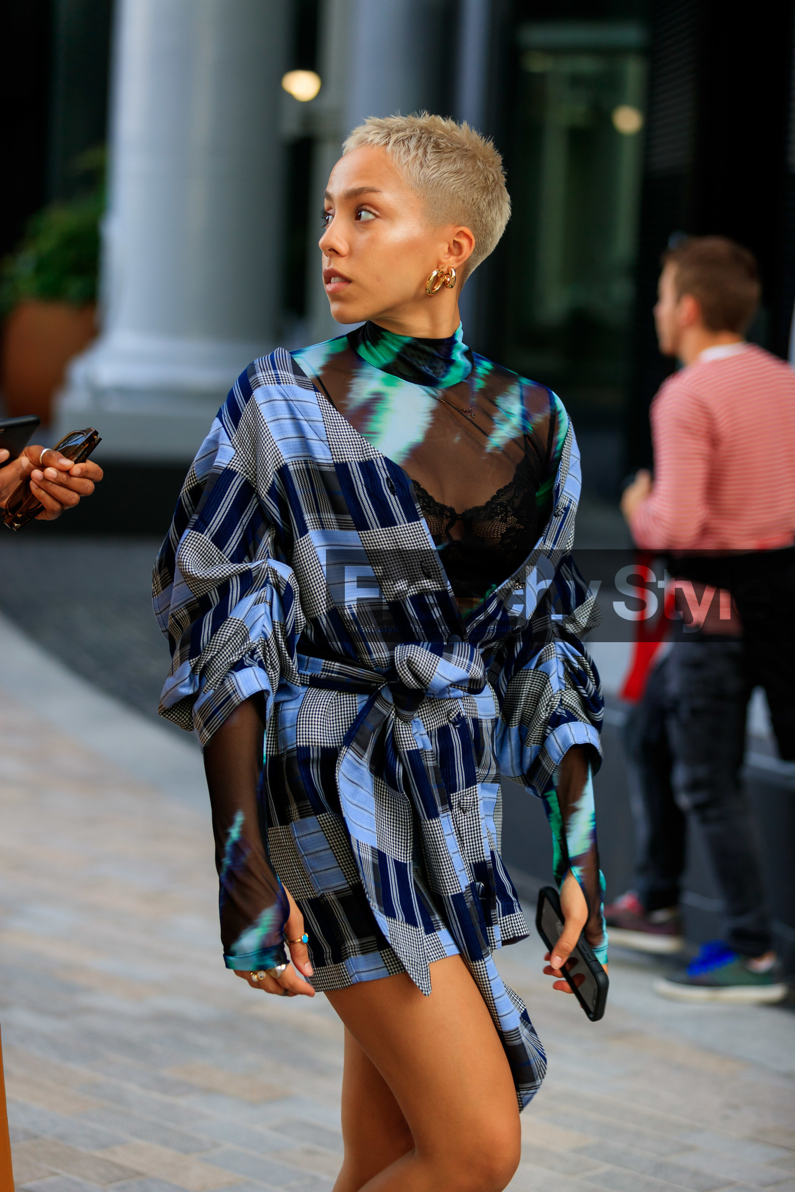 dyed hair, short hair, hair details, multi earrings, golden earrings, turtleneck top, sheer top, tie and dye top, black and green top, black bra, shirt dress, low necked dress, light blue dress, checked dress, long sleeves top, mini dress, fashion week, frenchystyle, FW, jonathan paciullo, street style, vertical, detail, atmosphere details