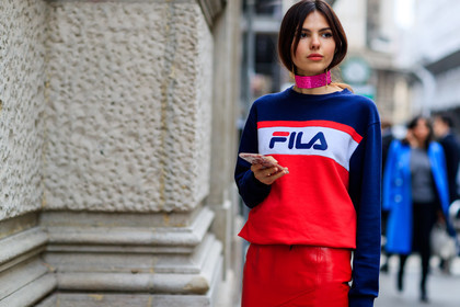 atmosphere details, AUTUMN WINTER 2017-2018, AW 17-18, choker, detail, doina ciobanu, FALL WINTER 2017-2018, fashion week, frenchystyle, FW, FW 17-18, graphic sweater, high boots, horizontal, jonathan paciullo, leather bag, leather boots, leather shoes, leather skirt, MFW, MILAN, necklace, printed sweater, red boots, red skirt, street style, vêtements