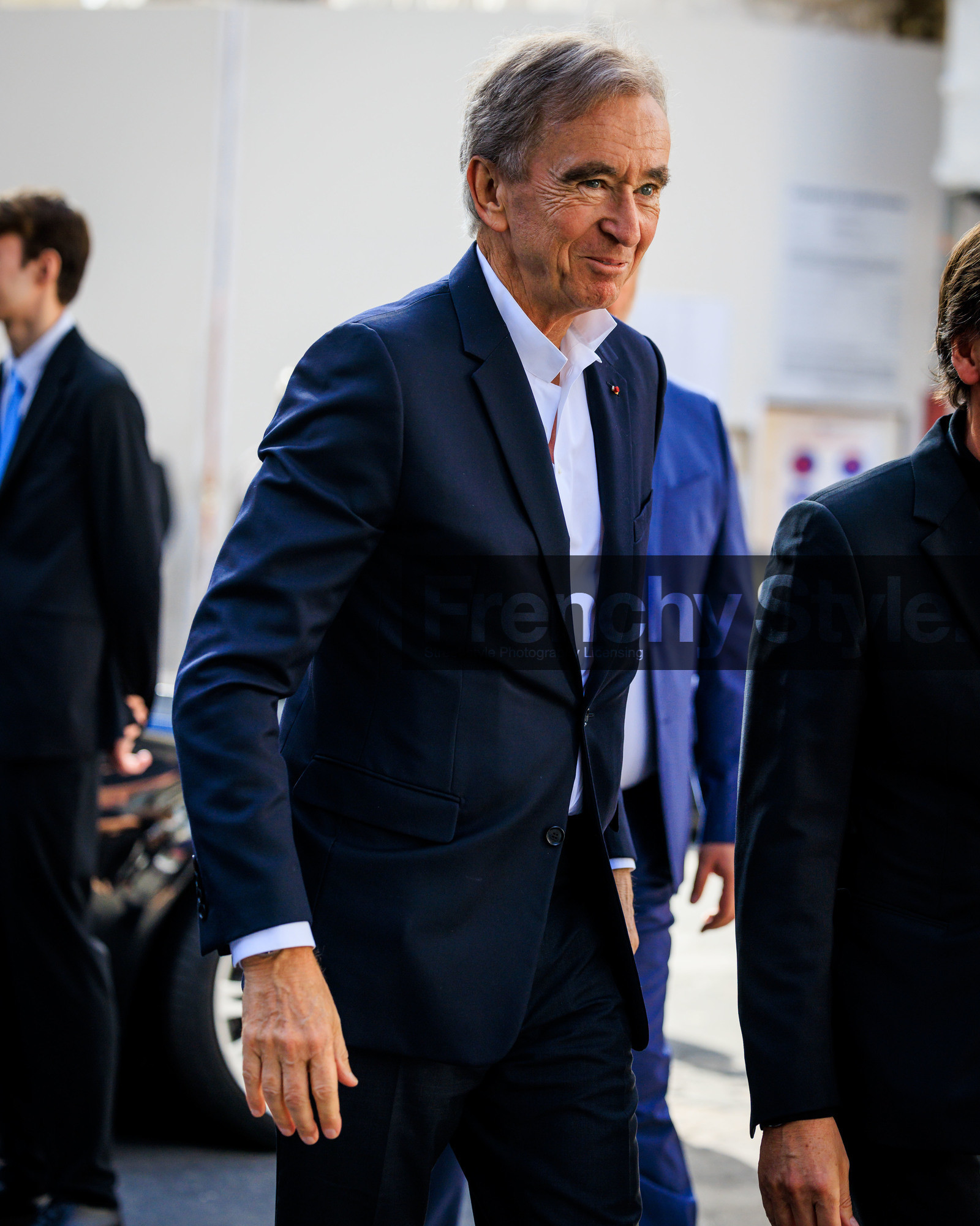 PARIS, PFW, fashion week, frenchystyle, FW, jonathan paciullo, street style, SPRING SUMMER 2024, SS 24, vertical, atmosphere details, detail