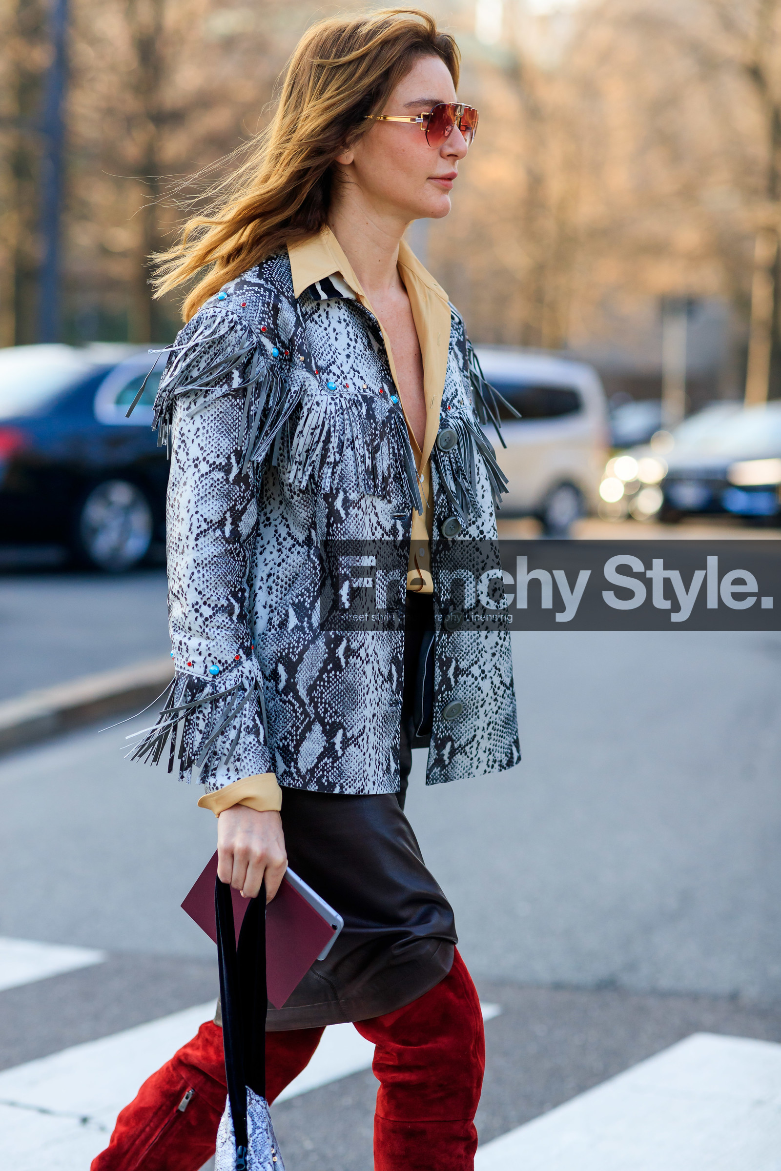 animal print, brown skirt, ece sukan, fringes, graphic jacket, grey jacket, high boots, leather jacket, leather shoes, leather skirt, printed jacket, red boots, snake print, suede shoes, sunglasses, trousers, MILAN, MFW, fashion week, frenchystyle, FW, jonathan paciullo, street style, AUTUMN WINTER 2019-2020, AW 19-20, FALL WINTER 2019-2020, FW 19-20, vertical, atmosphere details, detail