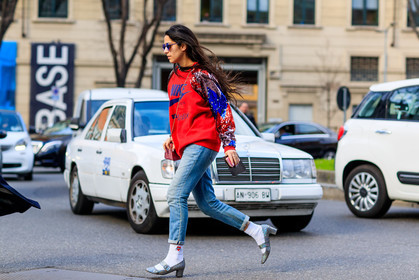 atmosphere details, AUTUMN WINTER 2017-2018, AW 17-18, blue denim, denim pants, FALL WINTER 2017-2018, fashion week, frenchystyle, full length, FW, FW 17-18, glitter, graphic sweater, high heels, horizontal, jeans, jonathan paciullo, leather shoes, MFW, MILAN, nike, printed sweater, red sweater, sequined sweater, silver shoes, street style, sunglasses, trousers, white socks