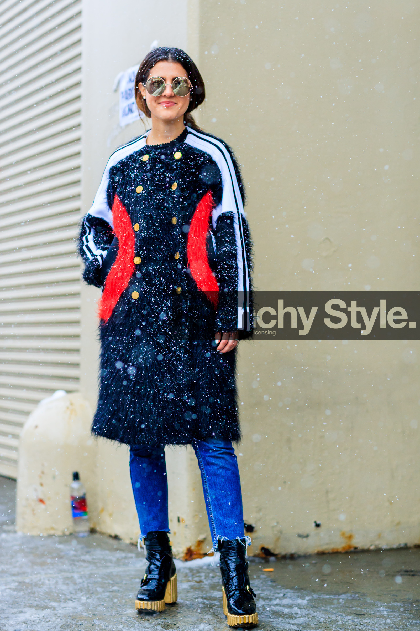 AUTUMN WINTER 2017-2018, AW 17-18, black boots, black coat, blue denim, denim pants, FALL WINTER 2017-2018, fashion week, frenchystyle, full length, Fur coat, FW, FW 17-18, high heels, jeans, jonathan paciullo, leather boots, NEW YORK, NYFW, printed coat, street style, sunglasses, trousers, vertical