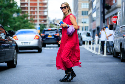 atmosphere details, black boots, bracelet, Charlotte Groeneveld, fashion week, frenchystyle, full length, FW, horizontal, iphone, jonathan paciullo, leather bag, long dress, NEW YORK, NYFW, purple bag, red dress, SPRING SUMMER 2018, SS 18, street style, sunglasses