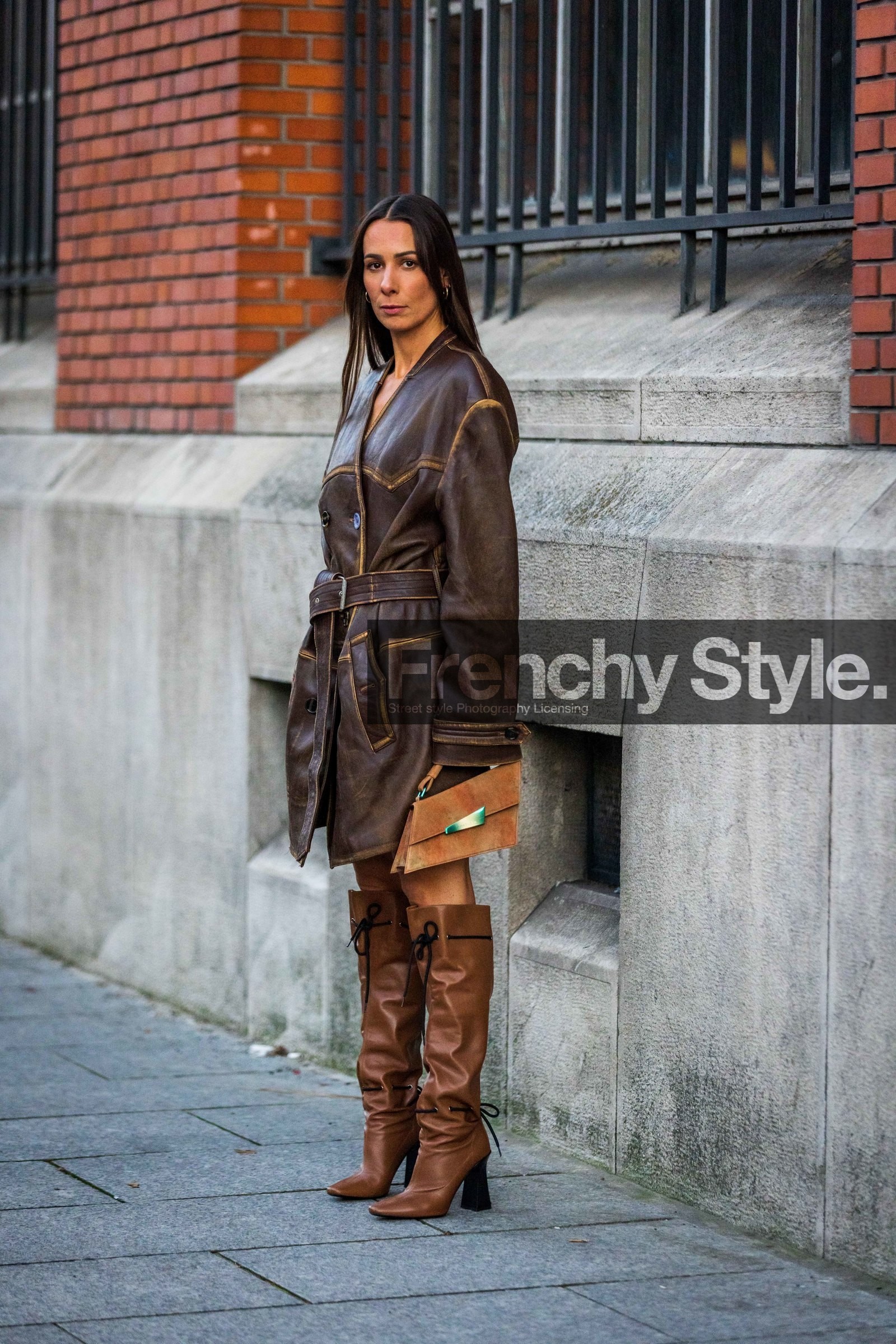 acne studios bag, acne studios look, Alice Barbier, bag, belted jacket, boots, brown boots, brown jacket, high boots, jacket, leather boots, leather jacket, orange bag, street style, jonathan paciullo, FW, frenchystyle, fashion week, PFW, PARIS, SPRING SUMMER 2022, SS 22, vertical, full length