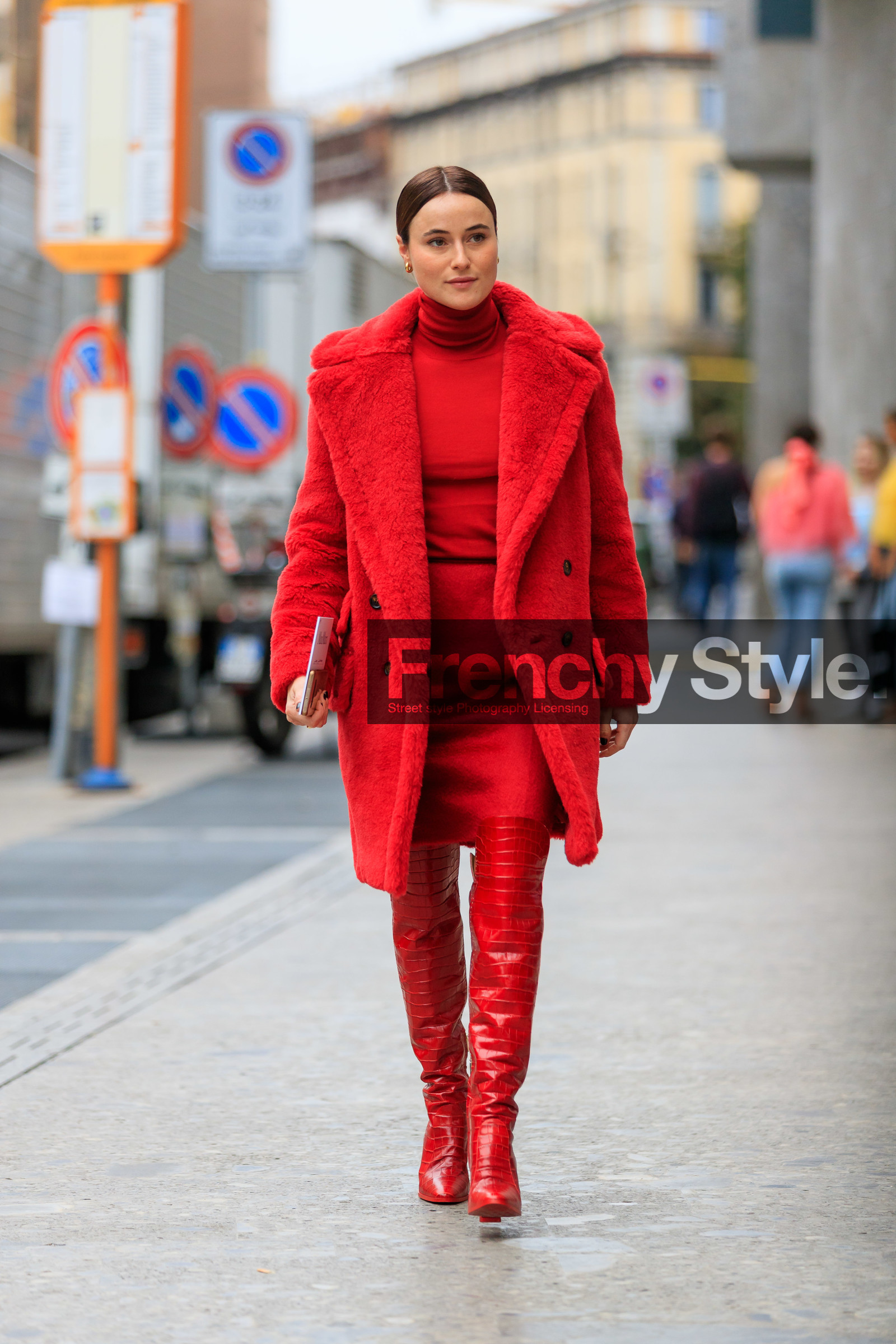 lena lademann, max mara boots, max mara jacket, max mara look, max mara coat, max mara top, max mara skirt, red total look, red coat, red top, red skirt, fur coat, red leather boots, high boots, animal skin boots, turtleneck top, fashion week, frenchystyle, FW, jonathan paciullo, street style, MFW, MILAN, SPRING SUMMER 2020, SS 20