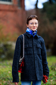 black jacket, blue denim, blue scarf, denim pants, jeans, leather bag, red bag, red gloves, tartan, trousers, MILAN, MFW, fashion week, frenchystyle, FW, jonathan paciullo, street style, AUTUMN WINTER 2019-2020, AW 19-20, FALL WINTER 2019-2020, FW 19-20, vertical, atmosphere details, detail