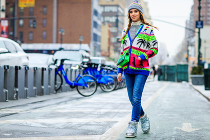 atmosphere details, AUTUMN WINTER 2016-2017, AW 16-17, aztec, blue denim, boy bag, cardigan, chanel, chiara ferragni, denim pants, drawings, embroidered sweater, embroideries, fashion week, fluo, frenchystyle, full length, FW, FW 16-17, glitter, green bag, horizontal, jeans, jonathan paciullo, leather bag, metallic bag, mini bag, moonboots, multicolor knit, NEW YORK, NYFW, sequined, shiny, silver shoes, snow shoes, street style, trousers, woman