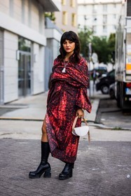 bag, black boots, boots, dress, floral dress, floral print, flower, leather bag, Maria Bernad, necklace, plateform boots, print, printed dress, red dress, statement necklace, white bag, street style, jonathan paciullo, FW, frenchystyle, fashion week, PFW, PARIS, SPRING SUMMER 2022, SS 22, vertical, full length