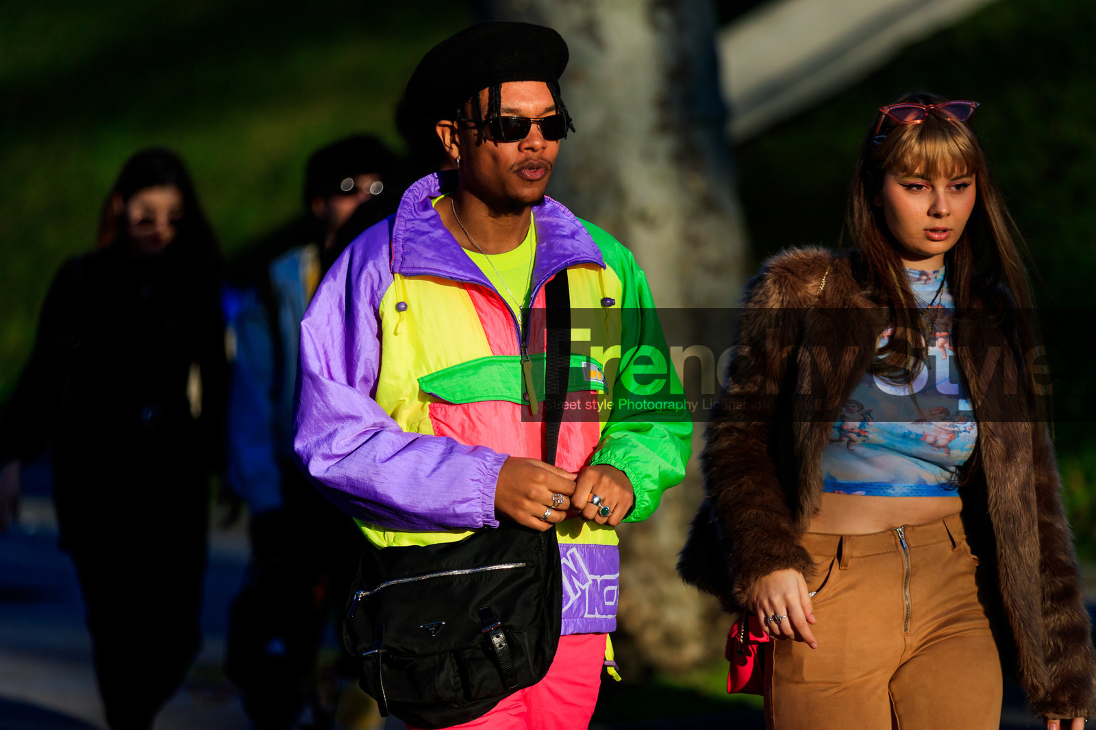 beret, black bag, black hat, graphic jacket, green, leather bag, multicolor jacket, pink, prada, printed jacket, purple, sunglasses, trousers, yellow, PARIS, PFW, street style, jonathan paciullo, FW, frenchystyle, fashion week, AUTUMN WINTER 2019-2020, AW 19-20, FALL WINTER 2019-2020, FW 19-20, horizontal, atmosphere details, detail