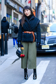2.55 bag, AUTUMN WINTER 2016-2017, AW 16-17, black bag, black boots, black jacket, brown belt, camel belt, chanel, earrings, fashion week, flower, frenchystyle, full length, FW, FW 16-17, gucci, high boots, high heels, jonathan paciullo, kaki pants, kimono, kimono vest, leather bag, leather belt, leather boots, NEW YORK, NYFW, oversize, street style, tied up belt, varnished leather shoes, vertical, wide pants, woman