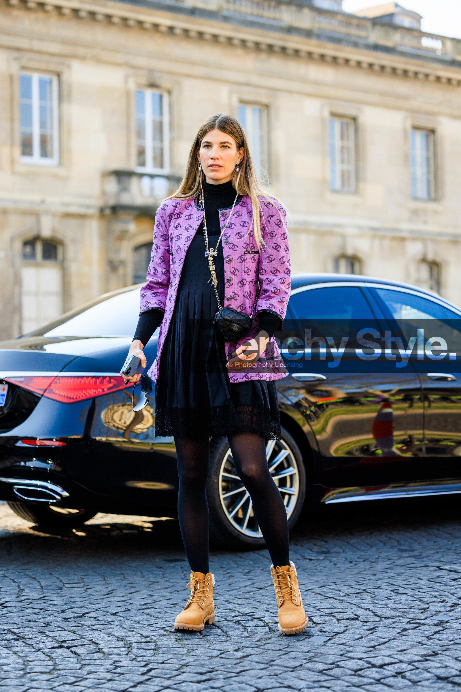 purple jacket, chanel jacket, chanel, crossbody bag, mini bag, black dress, black stockings, black turtleneck, earrings, long necklace, camel boots, combat boots, veronika heilbrunner, street style, jonathan paciullo, FW, frenchystyle, fashion week, AUTUMN WINTER 2022-2023, FALL WINTER 2022_2023, FW 22-23, PFW, PARIS, full length, vertical