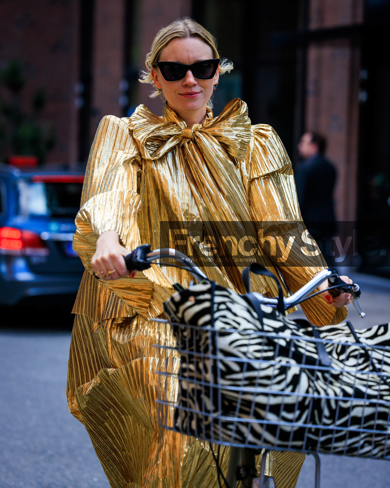 fashion week, frenchystyle, FW, jonathan paciullo, street style, COPENHAGEN, SPRING SUMMER 2024, SS 24, vertical, atmosphere details, detail