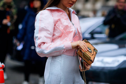 beige bag, bomber jacket, chanel, graphic bag, leather bag, pink jacket, trousers, white pants, wood bag, fashion week, frenchystyle, FW, jonathan paciullo, street style, PFW, PARIS, SPRING SUMMER 2017, SS 17, HAUTE COUTURE, atmosphere details, detail, horizontal