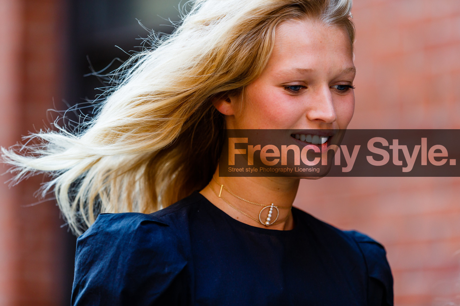 atmosphere details, black top, detail, fashion week, frenchystyle, FW, golden jewelry, horizontal, jonathan paciullo, model, necklace, NEW YORK, NYFW, SPRING SUMMER 2017, SS 17, street style, woman