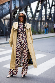 70s print, beanie, beige beanie, beige jumpsuit, beige trench, bicolor boots, black and white boots, boots, brown jumpsuit, collar, statement collar, jumpsuit, leather boots, Petra Henriette, printed jumpsuit, silver necklace, sunglasses, trench, wool beanie, fashion week, frenchystyle, FW, jonathan paciullo, street style, PFW, PARIS, SPRING SUMMER 2022, SS 22, vertical, full length