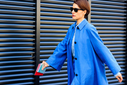 atmosphere details, AUTUMN WINTER 2017-2018, AW 17-18, blue coat, detail, FALL WINTER 2017-2018, fashion week, frenchystyle, FW, FW 17-18, horizontal, jonathan paciullo, MFW, MILAN, ray ban, street style, sunglasses
