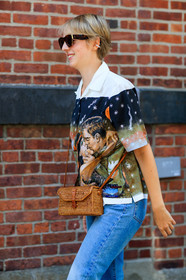 atmosphere details, blue denim, céline, denim pants, detail, fashion week, frenchystyle, FW, jeans, jonathan paciullo, leather bag, NEW YORK, NYFW, prada, printed shirt, SPRING SUMMER 2018, SS 18, straw bag, street style, sunglasses, trousers, vertical