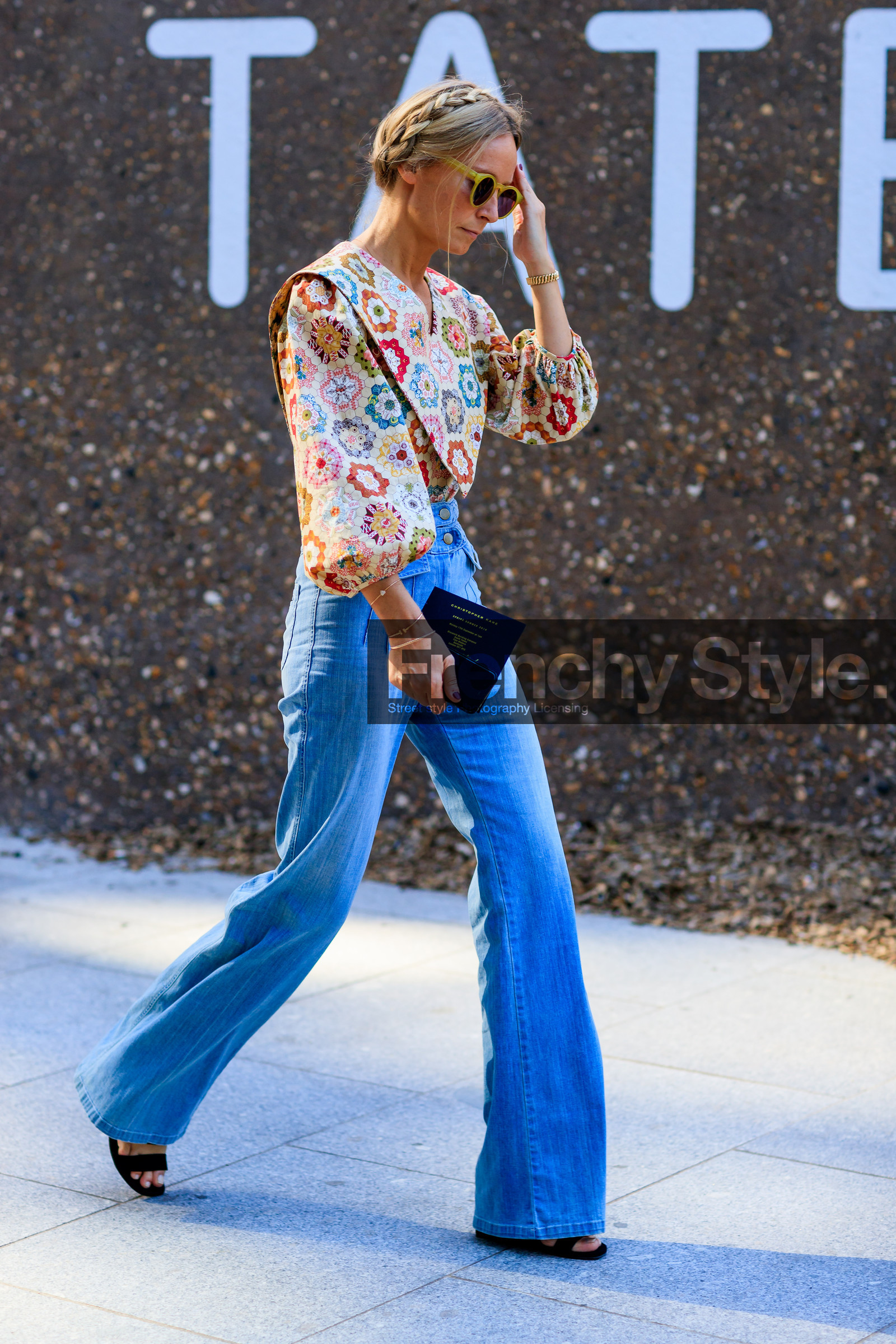 blue denim, braids, denim pants, floral, flowers, graphic shirt, jeans, multicolor shirt, printed shirt, trousers, fashion week, frenchystyle, FW, jonathan paciullo, street style, LFW, LONDON, SPRING SUMMER 2019, SS 19, vertical, full length