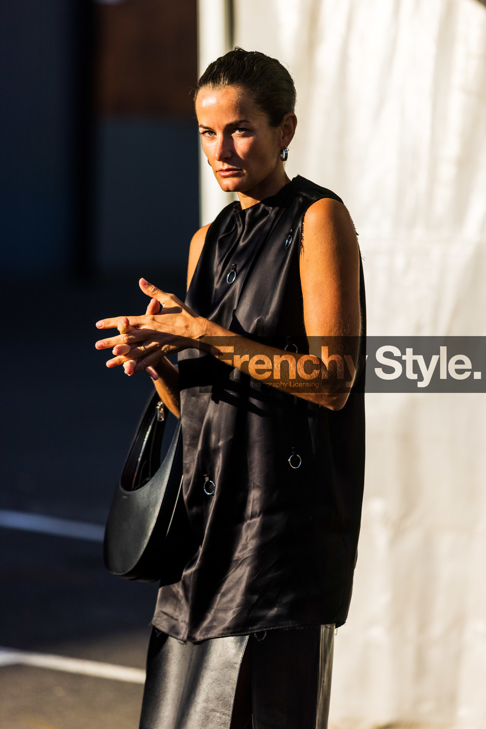 bag, black monochrome, black shirt, black skirt, coperni bag, leather bag, leather skirt, Lucy Chadwick, monochrome, shirt, skirt, sleveless shirt, street style, jonathan paciullo, FW, frenchystyle, fashion week, PFW, PARIS, SPRING SUMMER 2022, SS 22, vertical, atmosphere details