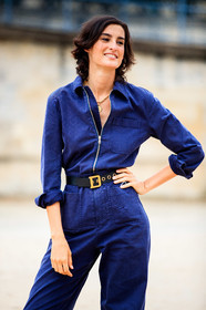 nine d'urso, navy blue jumpsuit, zipped jumpsuit, belted jumpsuit, long sleeves jumpsuit, black leather belt, dior jumpsuit, fashion week, frenchystyle, FW, jonathan paciullo, street style, PFW, PARIS, SPRING SUMMER 2021, SS 21, vertical, atmosphere details, detail
