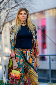 black top, chloé, choker, graphic jacket, graphic pants, leather bag, multicolor jacket, multicolor pants, necklace, nike, orange bag, printed jacket, printed pants, red bag, trousers, veronika heilbrunner, yellow bag, PARIS, PFW, street style, jonathan paciullo, FW, frenchystyle, fashion week, AUTUMN WINTER 2019-2020, AW 19-20, FALL WINTER 2019-2020, FW 19-20, vertical, atmosphere details, detail