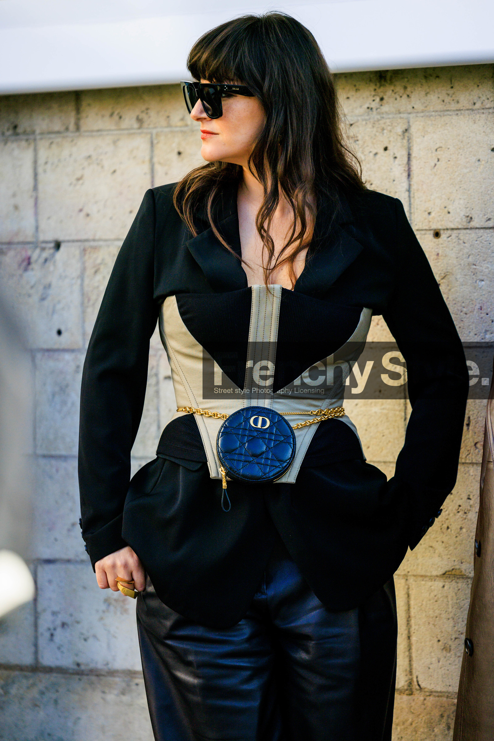 black sunglasses, black blazer, beige corset, dior belt bag, logo bag, mini belt bag, black trousers, leather pants, fashion week, frenchystyle, FW, jonathan paciullo, street style, PARIS, PFW, SPRING SUMMER 2022, SS 22, atmosphere details, detail, vertical
