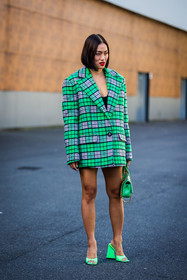 bag, blazer, check, checked blazer, fluo green, fluo green blazer, fluo green sandals, green bag, print, printed blazer, sandals, the attico, Tiffany Hsu, street style, jonathan paciullo, FW, frenchystyle, fashion week, PFW, PARIS, SPRING SUMMER 2022, SS 22, vertical, full length