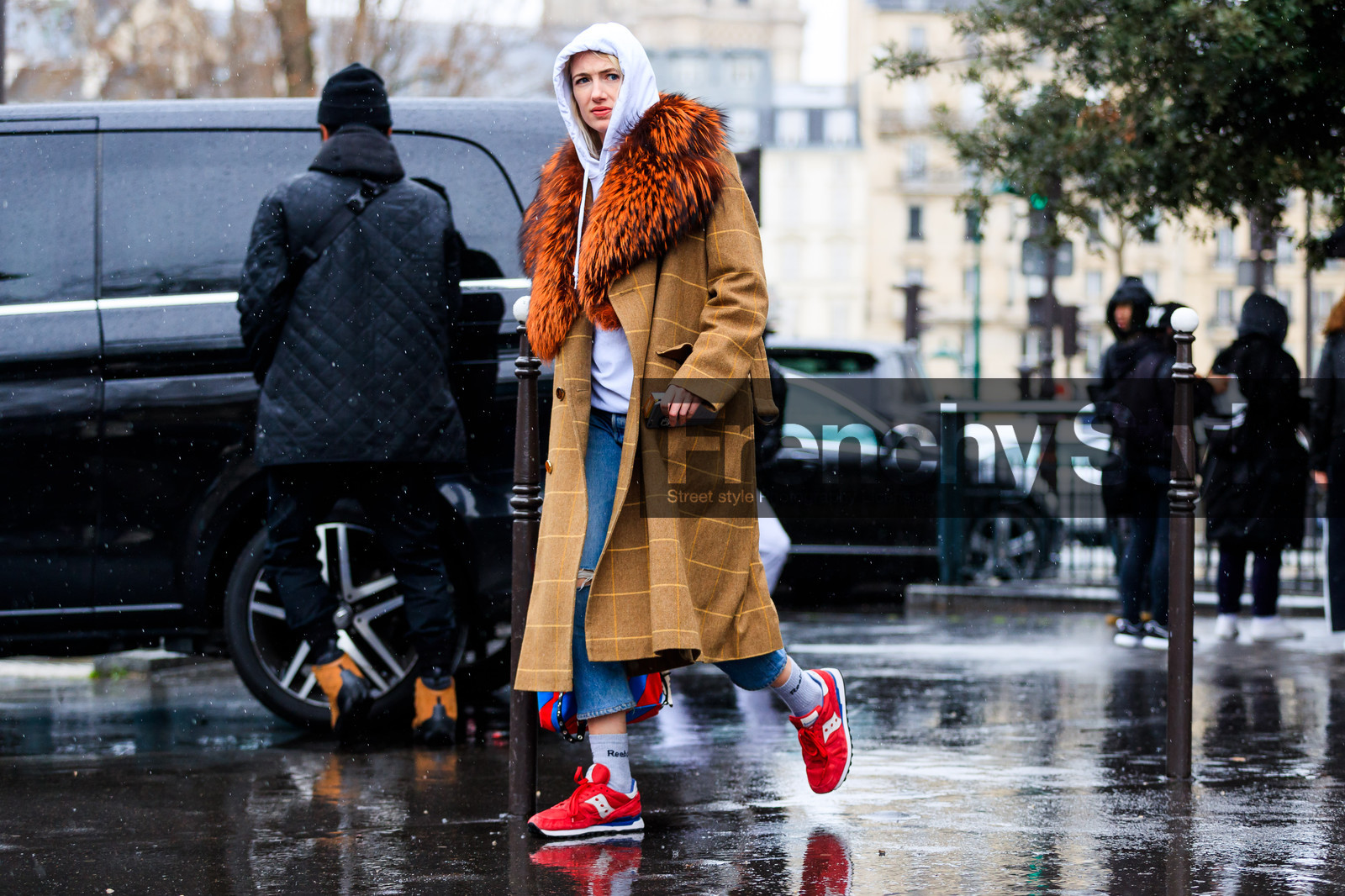 atmosphere details, AUTUMN WINTER 2017-2018, AW 17-18, brown coat, brown fur, checked coat, FALL WINTER 2017-2018, fashion week, frenchystyle, full length, fur collar, FW, FW 17-18, graphic coat, grey sweater, hoodie, horizontal, jonathan paciullo, leather shoes, PARIS, PFW, plaid, prada, printed coat, red sneakers, reebok, street style