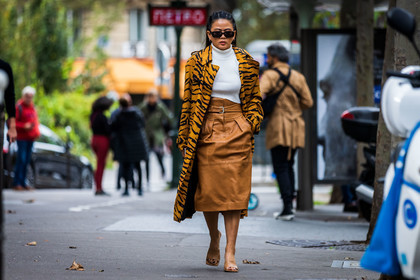 animal print, beige mules, black sunglasses, camel skirt, coat, leather mules, leather skirt, mules, Nichapat Suphap, printed coat, skirt, sunglasses, tiger print, turtleneck, white turtleneck, street style, jonathan paciullo, FW, frenchystyle, fashion week, PFW, PARIS, SPRING SUMMER 2022, SS 22, horizontal, atmosphere details, full length