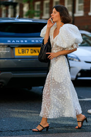 black and white look, white dress, balloon sleeves, taffeta dress, polka dots dress, button dress, black belt, black leather sandals, black leather slippers, kitten heel sandals, bottega veneta bag, satin bag, long dress, fashion week, frenchystyle, FW, jonathan paciullo, street style, vertical, full length