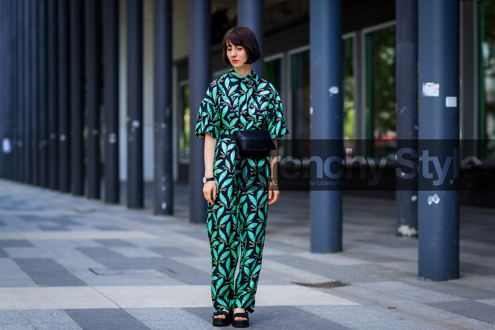 street style, jonathan paciullo, FW, frenchystyle, fashion week, PFW, PARIS, SPRING SUMMER 2019, SS 19, horizontal, atmosphere details, full length