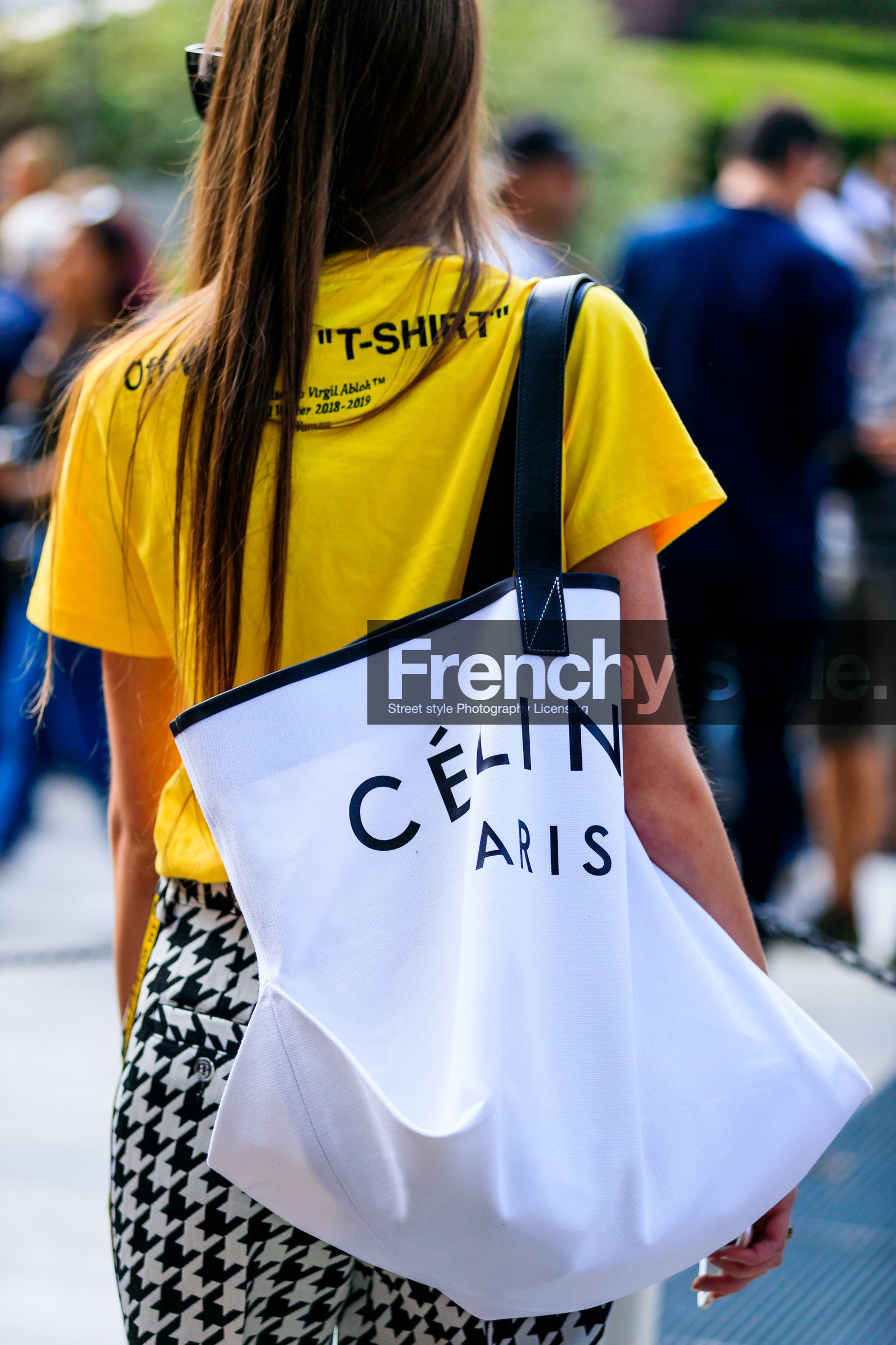 black and white, checked, céline, graphic bag, graphic pants, houndstooth pants, leather bag, off white, plaid, printed bag, printed pants, trousers, white bag, yellow t shirt, fashion week, frenchystyle, FW, jonathan paciullo, street style, MFW, MILAN, SPRING SUMMER 2019, SS 19, vertical, atmosphere details, detail