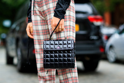 black bag, checked, courrèges, graphic pants, leather bag, madelynn furlong, plaid, printed pants, tartan, trousers, street style, jonathan paciullo, FW, frenchystyle, fashion week, NYFW, NEW YORK, SPRING SUMMER 2019, SS 19, atmosphere details, horizontal, detail