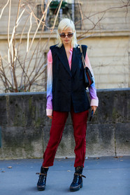 black jacket, black shoes, blazer, leather bag, leather shoes, louis vuitton, marjan jonkman, model, pink shirt, red pants, sleeveless, sunglasses, tie & die, trousers, PARIS, PFW, street style, jonathan paciullo, FW, frenchystyle, fashion week, AUTUMN WINTER 2019-2020, AW 19-20, FALL WINTER 2019-2020, FW 19-20, vertical, full length