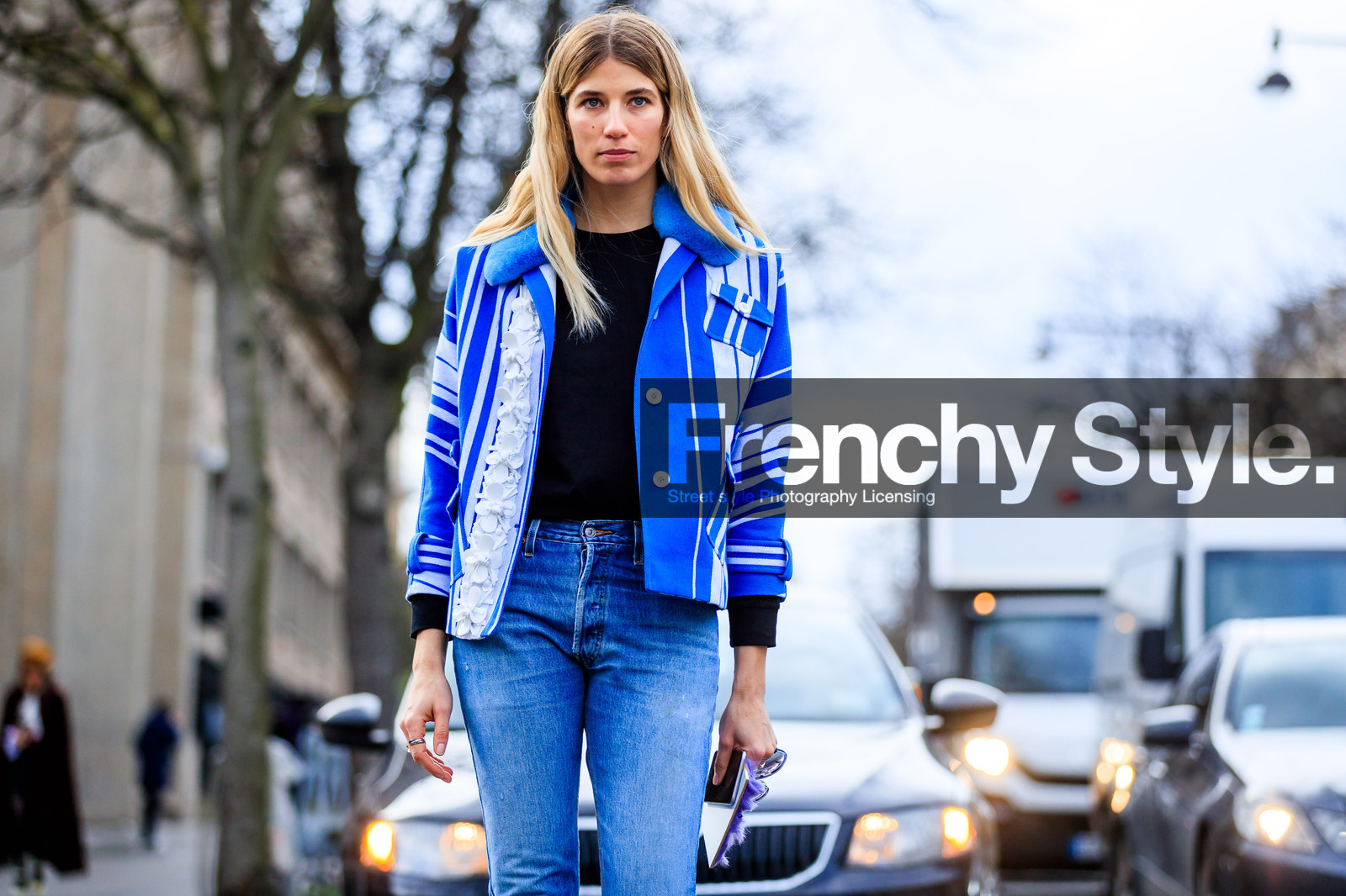 atmosphere details, AUTUMN WINTER 2017-2018, AW 17-18, black sweater, blue denim, blue jacket, denim pants, detail, FALL WINTER 2017-2018, fashion week, frenchystyle, FW, FW 17-18, graphic jacket, horizontal, jeans, jonathan paciullo, PARIS, PFW, printed jacket, sarah harris, street style, trousers