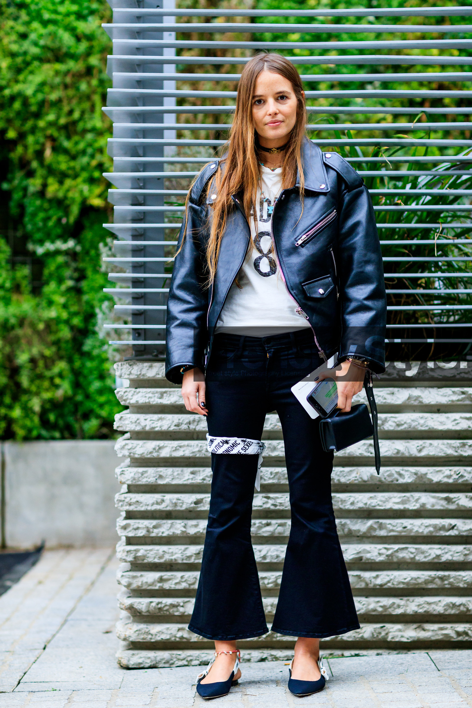 AUTUMN WINTER 2017-2018, AW 17-18, bandana, black ballerinas, black denim, black jacket, black perfecto, black shoes, carlotta oddi, choker, denim pants, FALL WINTER 2017-2018, fashion week, frenchystyle, full length, FW, FW 17-18, jeans, jonathan paciullo, leather jacket, leather perfecto, leather shoes, mini bag, necklace, PARIS, PFW, printed t shirt, street style, trousers, vertical, white t shirt