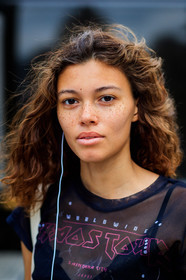 atmosphere details, black t shirt, Danielle Lashley, detail, fashion week, freckles, frenchystyle, FW, jonathan paciullo, model, NEW YORK, NYFW, see through, SPRING SUMMER 2018, SS 18, street style, vertical