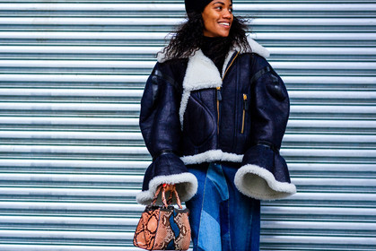 atmosphere details, AUTUMN WINTER 2017-2018, AW 17-18, beige bag, black beanie, black jacket, blue denim, denim skirt, detail, FALL WINTER 2017-2018, fashion week, fendi, frenchystyle, fur collar, FW, FW 17-18, gabby prescod, horizontal, jonathan paciullo, leather bag, leather jacket, NEW YORK, NYFW, patchwork, shearling, snake print, street style, white fur