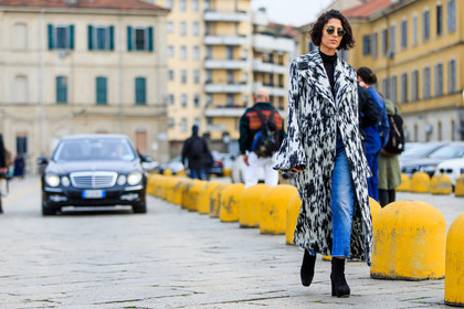 atmosphere details, AUTUMN WINTER 2016-2017, AW 16-17, black, black and white, black boots, blue, blue denim, denim pants, FALL WINTER 2016-2017, fashion week, frenchystyle, full length, FW, FW 16-17, horizontal, jeans, jonathan paciullo, LFW, LONDON, MENSWEAR, printed coat, street style, suede shoes, sunglasses, trousers, yasmine sewell