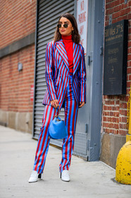 blazer, blue bag, blue jacket, blue pants, blue suit, graphic jacket, graphic pants, graphic suit, high heels, leather bag, leather shoes, printed jacket, printed pants, printed suit, red sweater, striped jacket, striped pants, striped suit, sunglasses, trousers, turtleneck sweater, white shoes, street style, jonathan paciullo, FW, frenchystyle, fashion week, NYFW, NEW YORK, AUTUMN WINTER 2018-2019, AW 18-19, FALL WINTER 2018-2019, FW 18-19, vertical, full length, camila coelho