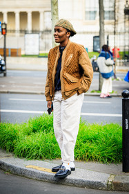 beanie, plaid beanie, bomber jacket, knitted bomber jacket, black tshirt, white pands, stud earrings, iphone, gucci loafers, black loafers, fashion week, frenchystyle, FW, jonathan paciullo, street style, AUTUMN WINTER 2022-2023, FALL WINTER 2022_2023, FW 22-23, PFW, PARIS, vertical, full length, camel jacket, camel bomber jacket