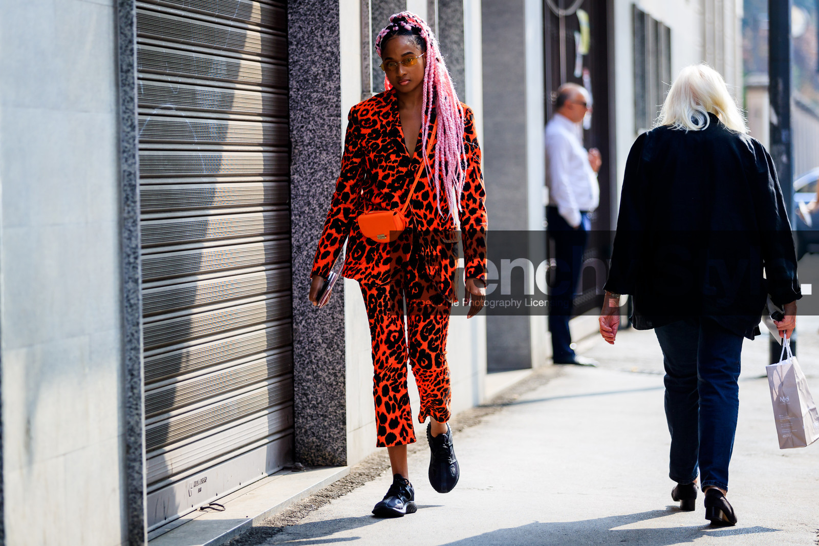 animal print, black shoes, black sneakers, blazer, braids, candace marie, dyed hair, graphic jacket, graphic pants, graphic suit, leather bag, leather shoes, leopard, pink hair, printed jacket, printed pants, printed suit, red bag, red jacket, red pants, red suit, sunglasses, trousers, fashion week, frenchystyle, FW, jonathan paciullo, street style, MFW, MILAN, SPRING SUMMER 2019, SS 19, atmosphere details, horizontal, full length