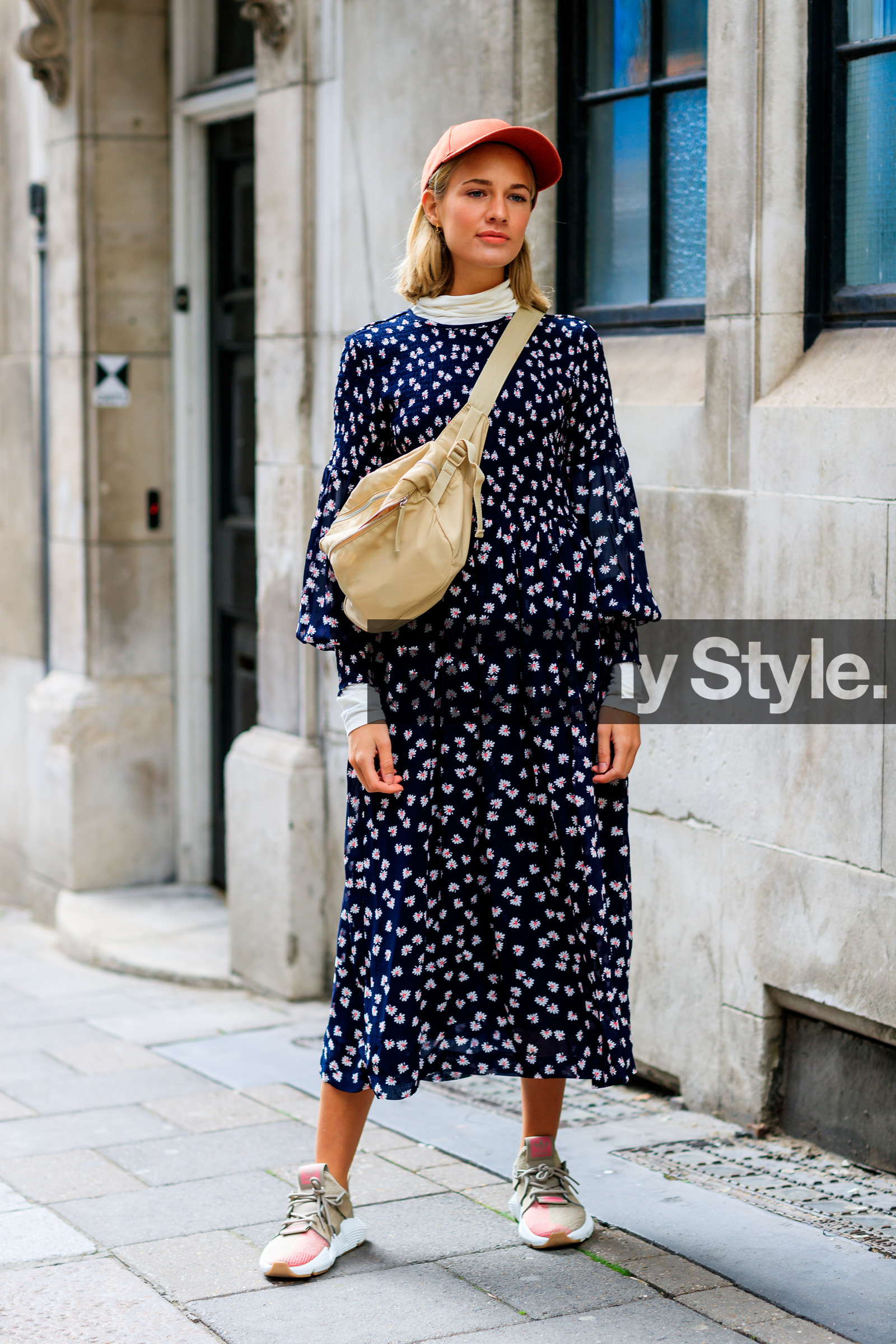 adidas, beige bag, beige sneakers, blue dress, fanny pack, floral, flowers, graphic dress, leather bag, leather shoes, printed dress, red cap, fashion week, frenchystyle, FW, jonathan paciullo, street style, LFW, LONDON, SPRING SUMMER 2019, SS 19, vertical, full length