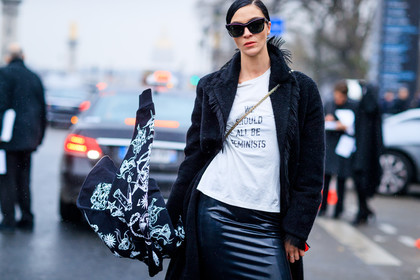 black jacket, black scarf, black skirt, leather skirt, printed scarf, printed t shirt, sunglasses, white t shirt, fashion week, frenchystyle, FW, jonathan paciullo, street style, PFW, PARIS, SPRING SUMMER 2017, SS 17, HAUTE COUTURE, atmosphere details, detail, horizontal, model