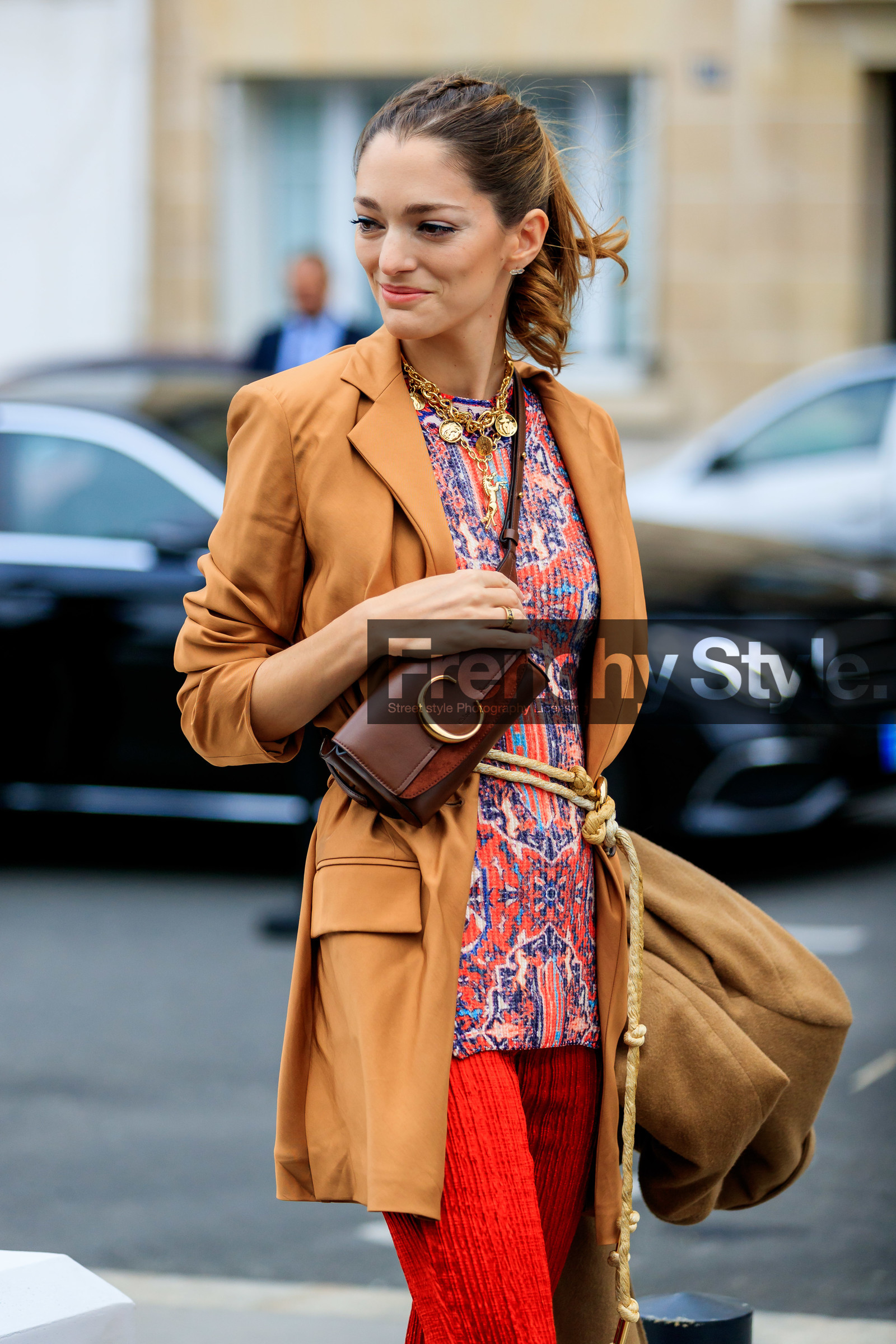 brown bag, camel jacket, chloé, eyeliner, leather bag, necklace, ponytail, printed top, red pants, red top, sofia sanchez barrenechea, sofia sanchez de betak, trousers, PARIS, PFW, street style, jonathan paciullo, FW, frenchystyle, fashion week, AUTUMN WINTER 2019-2020, AW 19-20, FALL WINTER 2019-2020, FW 19-20, vertical, atmosphere details, detail